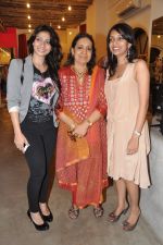 Tanisha Mukherjee at Sajana store launch in Colaba, Mumbai on 15th Dec 2012 (19).JPG